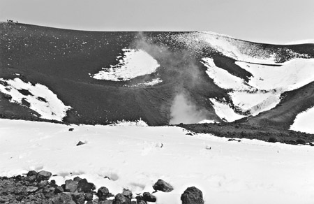 09 Fumarole