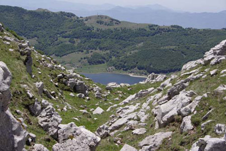 Ci iniziavamo ad allontanare dal lago